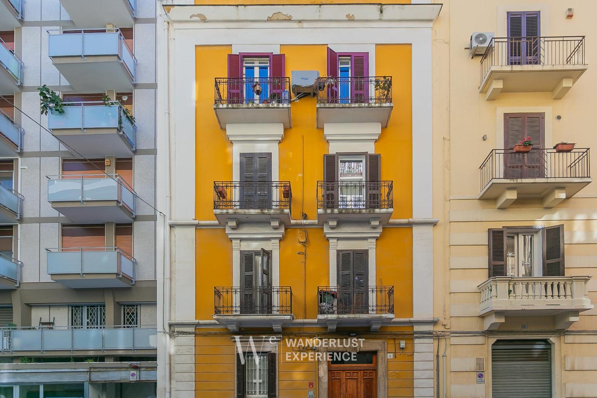 Wanderlust Experience Frankly Apartment Bari Esterno foto